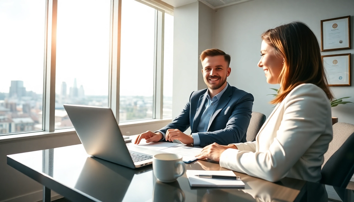 Immobilienmakler Frankfurt Eschersheim berät einen Kunden in einem modernen Büro.